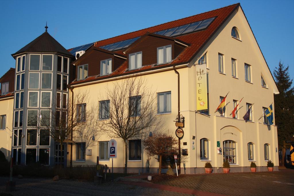 Hotel Christinenhof Garni - Bed & Breakfast 가데부쉬 외부 사진