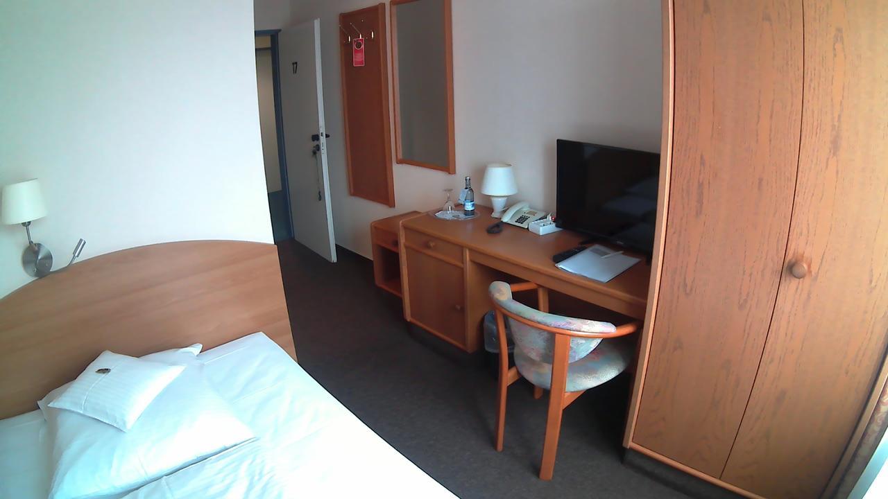 Hotel Christinenhof Garni - Bed & Breakfast 가데부쉬 외부 사진