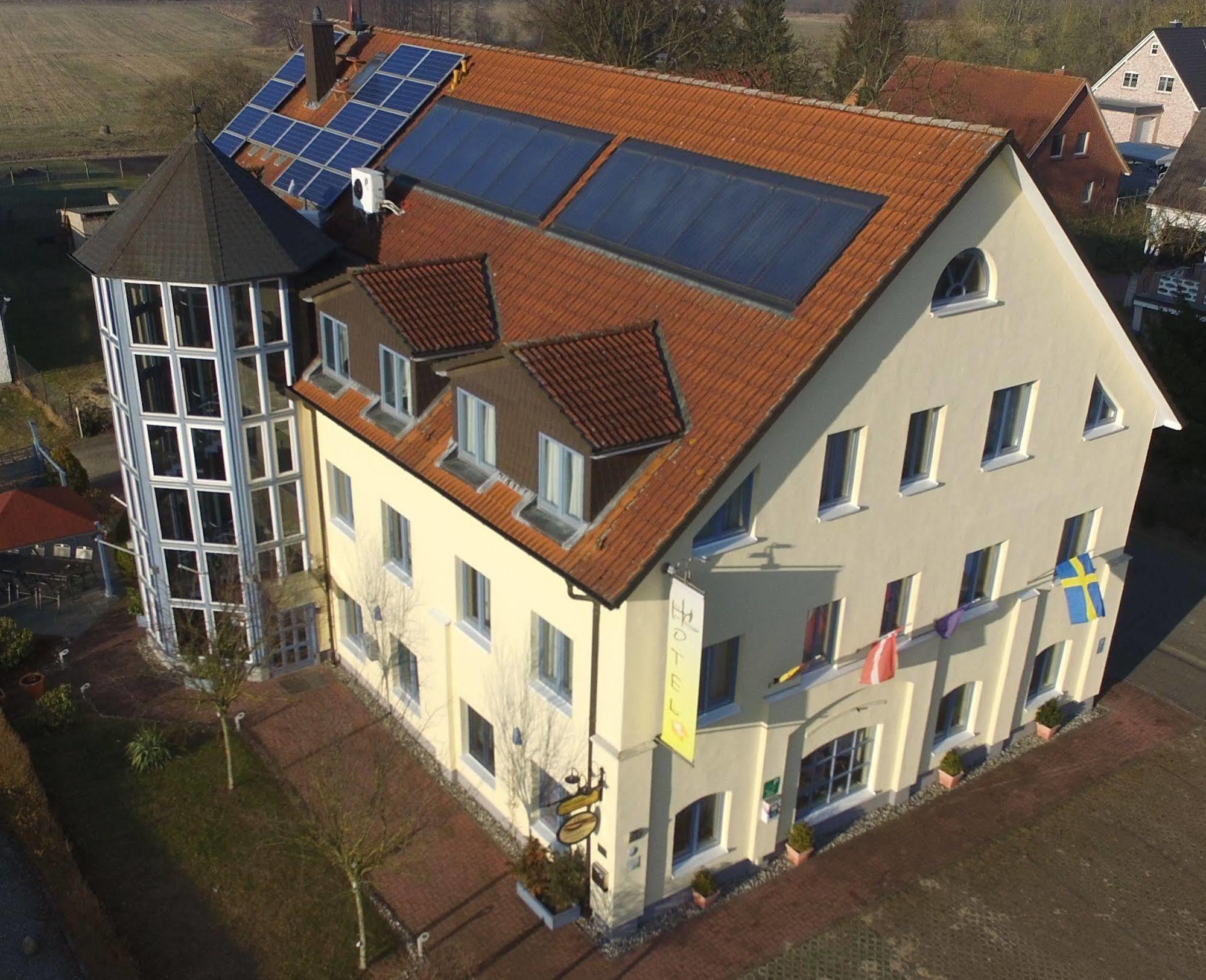 Hotel Christinenhof Garni - Bed & Breakfast 가데부쉬 외부 사진