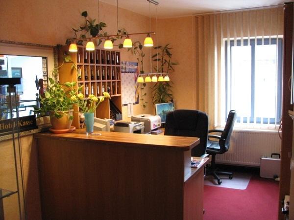 Hotel Christinenhof Garni - Bed & Breakfast 가데부쉬 외부 사진